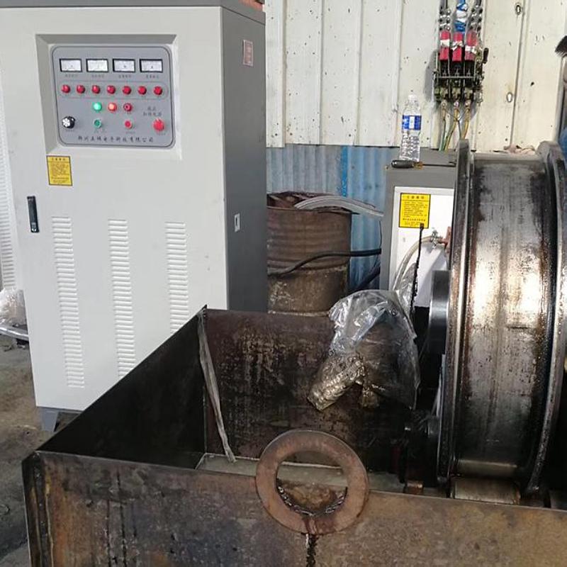 礦車輪淬火設備