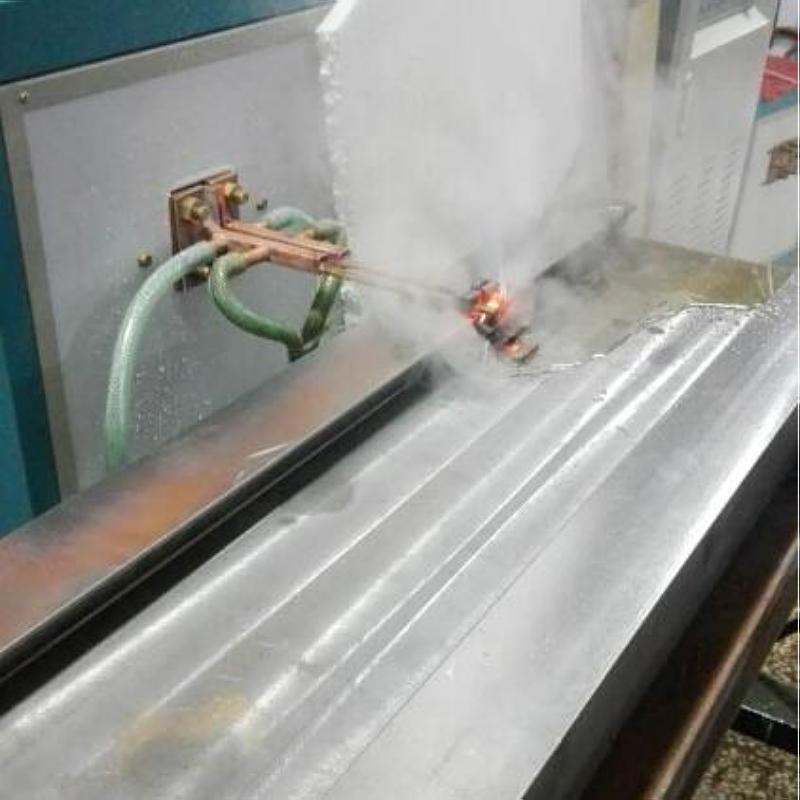 軌道板平面高頻淬火機